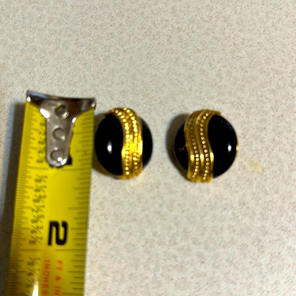 Vintage Napier screw clip gold tone earrings (448) - Picture 4 of 4